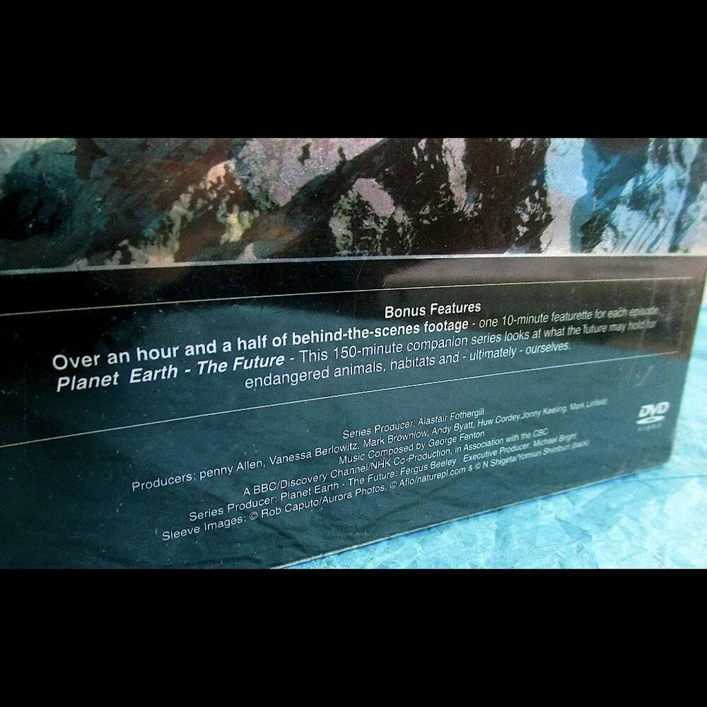 DVD Box Set Planet Earth: The Complete Series (NWOT) narr by David Attenborough - Picture 4 of 5